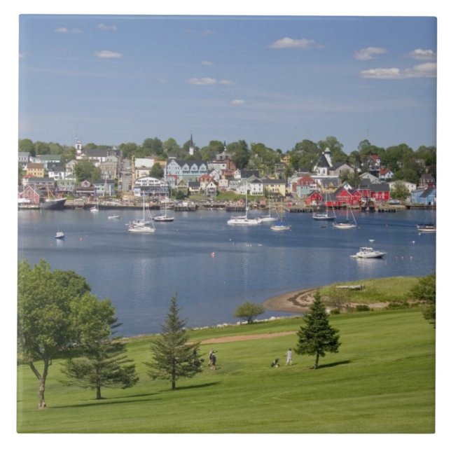 Lunenberg, Nova Escócia, Canadá. (Frente)