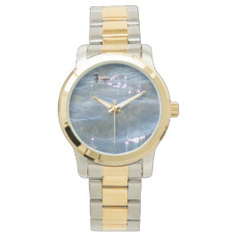 Luz sobre água com relógio de pata