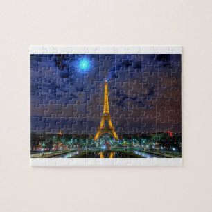 Luz sobre o quebra-cabeça da Torre Eiffel
