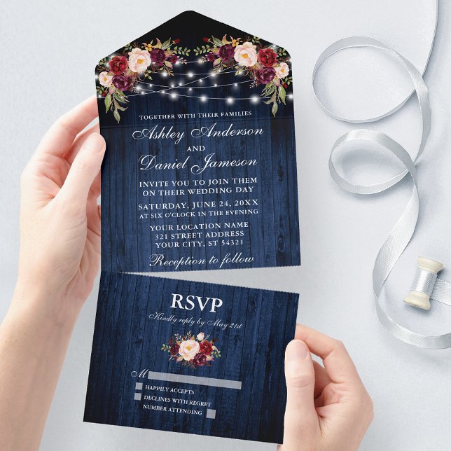 Luzes Azuis Florais De Casamento Russo (All In One Wedding Invitation with tear off RSVP Card)
