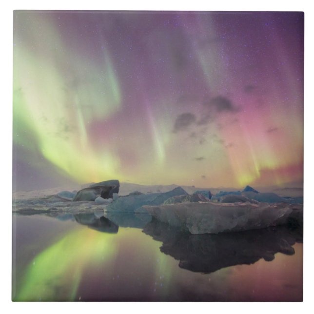Luzes da Aurora refletem na lagoa (Frente)