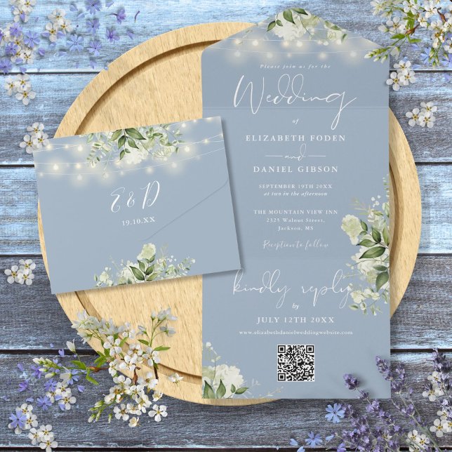 Luzes de Corda Florais em Azul Empoeirado Código Q (Dusty Blue Floral String Lights QR Code Wedding All In One Invitation)