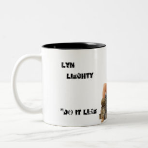 Lyn Liechty, fá-lo gosta de um CavMan! Caneca