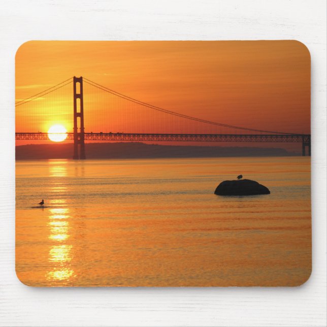 Mackinaw City Sunrise Mousepad (Frente)