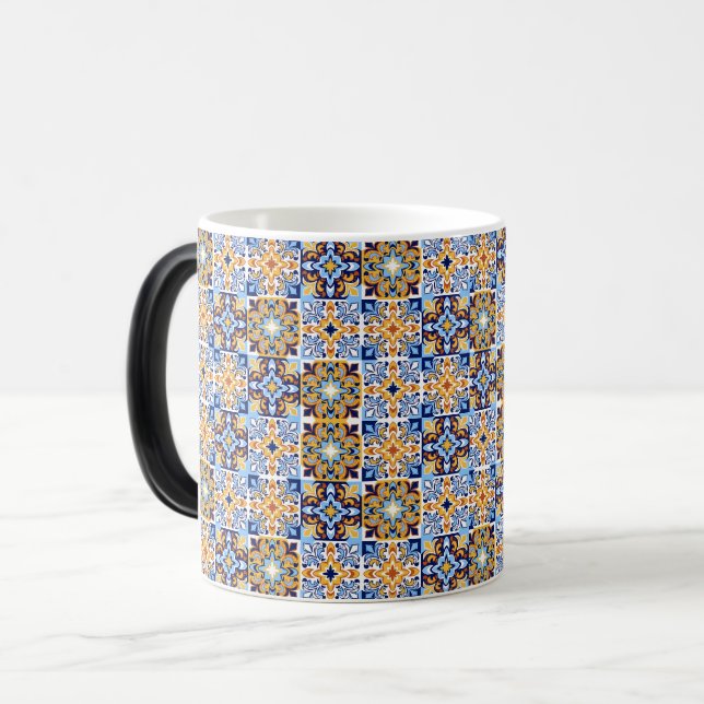 Mágica Caneca azul e marrom do Mediterrâneo (Frente Esquerda)