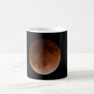 Mágica Caneca em mudança da cor do eclipse lunar
