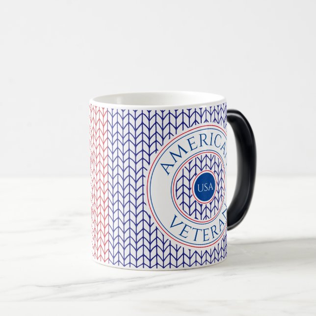 MÁGICA CANECA TRANSFORMADORA DE VETERANO AMERICANO (Frente Esquerda)