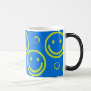 Mágica Eu posso fazer-lhe a caneca do sorriso