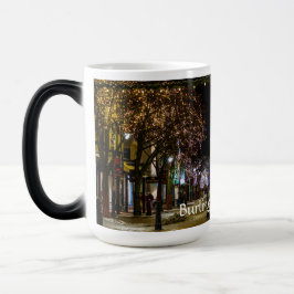 Mágica Rua da Igreja de Burlington Vermont na caneca de N
