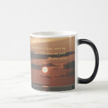 "Thy palavra é uma lâmpada até caneca da escritura