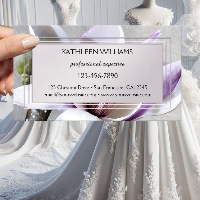 Magnolia Silver Floral Design Cartão de visita (Business card showing a painted magnolia flower on grey silver - bridal - feminine - chic - elegant)