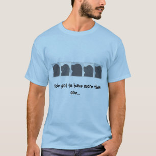 Mais de uma camisa de Terra Nova