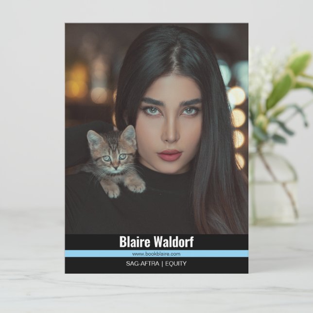 Malibu Ridge 4 | Modelagem de Cartões Comp (Em pé/Frente)