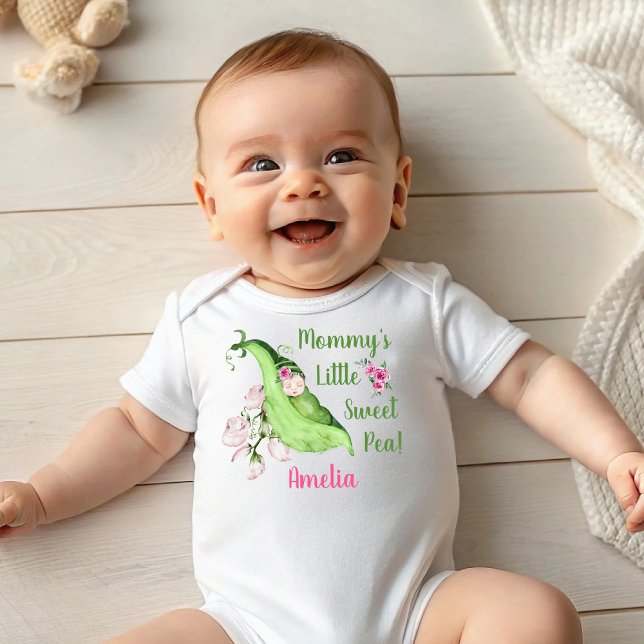 Mamãe Doce Camiseta Bebê de Ervilha ou Caçadora (Mommy's Little Sweet Pea Baby T-Shirt or Creeper)