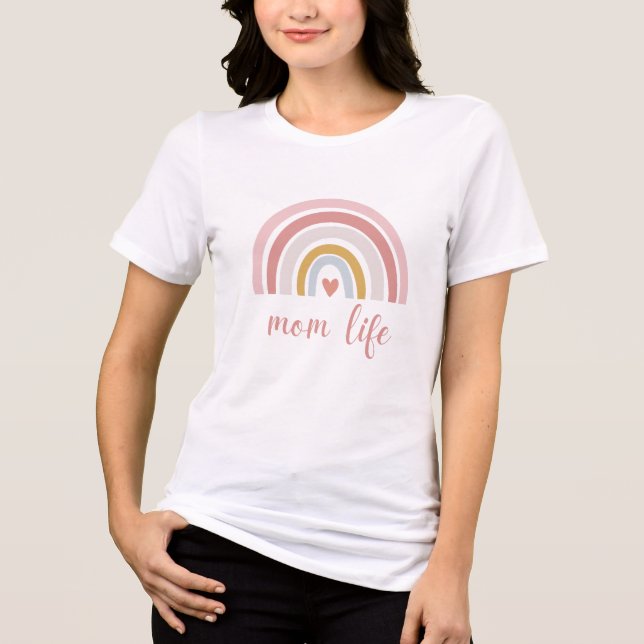 Mamãe Life Rainbow - Mínimo e Bonito T-Shirt Estét (Frente)