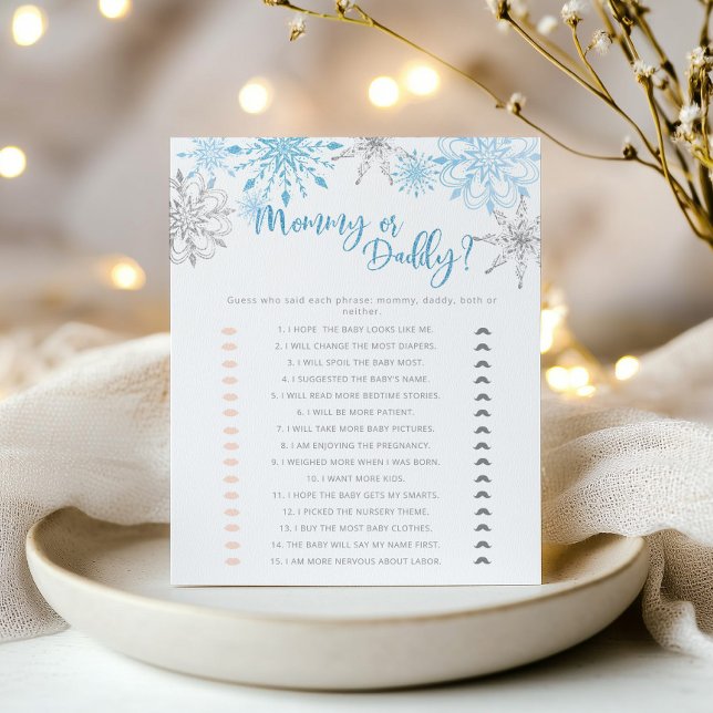 Mamãe ou jogo de pai com flocos de neve de prata a (Criador carregado)