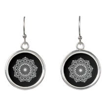 Mandala Branco em Fundo Preto