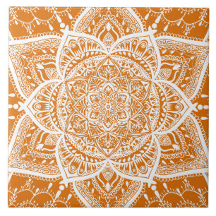 Mandala laranja e branca - Loergann em Pumpkin