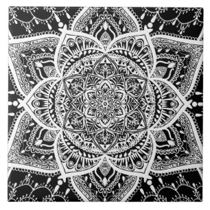 Mandala Preta e Branca - Loergann em Raven