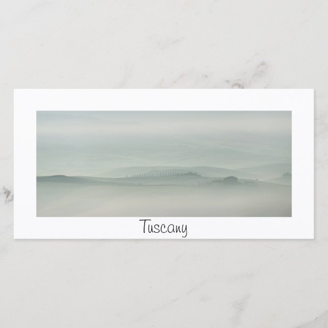 Manhã de pastel na Toscana nebulosa (Frente)