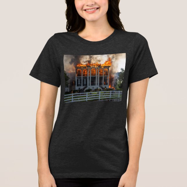 Mansão de Antebellum | Incêndio erupta o recurso d (Frente)