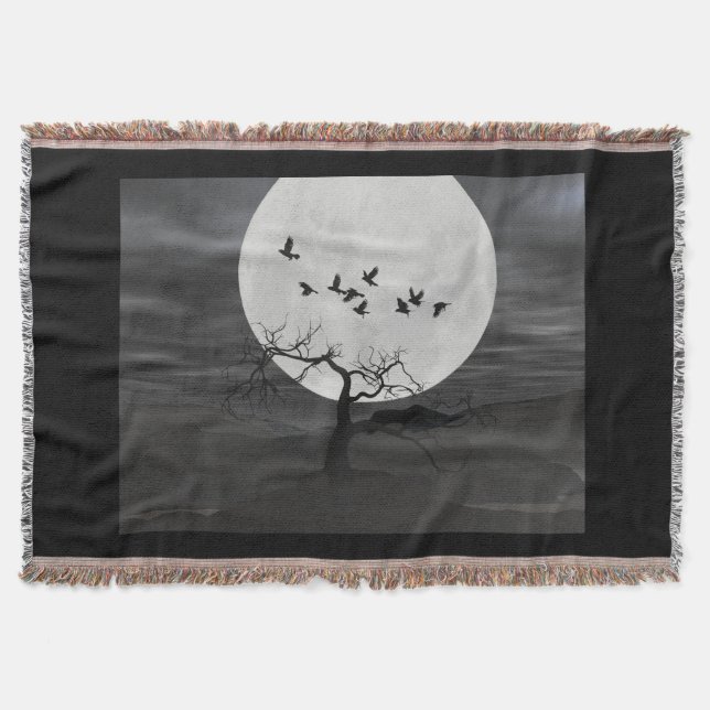 Manta Spooky Ravens Voando Contra a Lua Cheia (Frente)