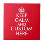 Mantenha calma e carregar no Azulejo cerâmico pers<br><div class="desc">Mantenha calma e carregar no Azulejo cerâmico personalizado engraçado. Tipografia moderna com coroa. Crie a sua própria paródia engraçada com este meme modelo. Uma espécie de ideia de presente. Divertido decoração de casa para casa e escritório.</div>