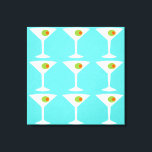 Mantenha-Os Chegando À Canvas Esticada De Martini<br><div class="desc">Esta Canvas "Mantenha-os Chegando Martini Esticada" apresenta um fundo turquesa e a imagem em relevo de uma silhueta branca de um vidro martini. Dentro cada copo é uma azeitona verde gloriosa com um colorau laranja. Esta é uma peça divertida de arte em parede para todos que desejavam ser personagem de...</div>