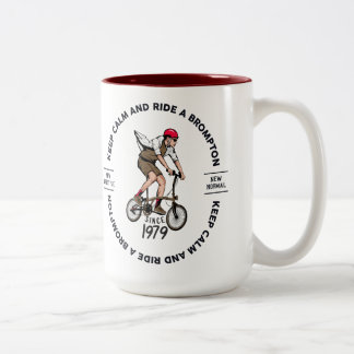Mantenha-se calmo e cavalge uma caneca de Brompton