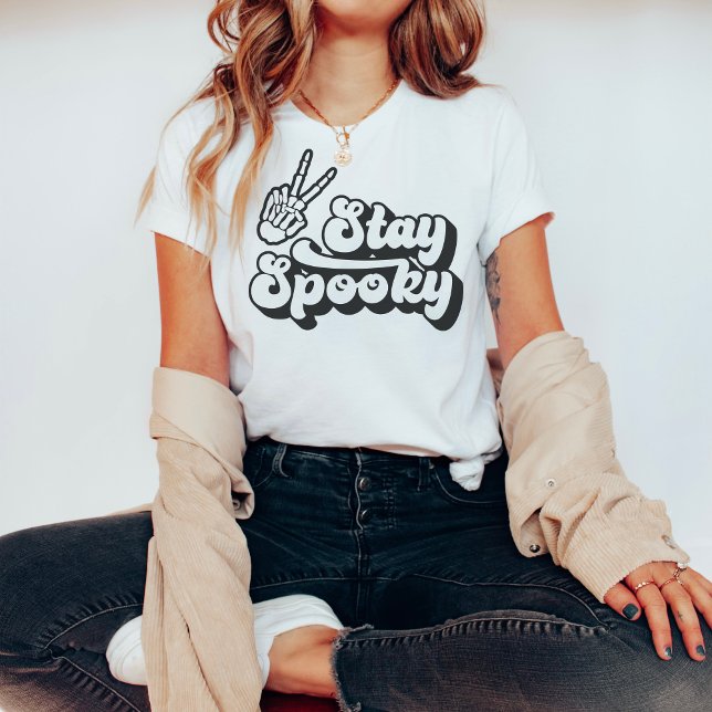 Mantenha Uma Camiseta Spooky - Teto Gráfico De Hal (Stay Spooky Shirt)
