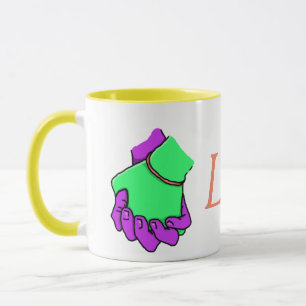 Mão do pop art que guardara a caneca