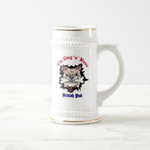 Mão esquerda da caneca de cerveja do osso do cão