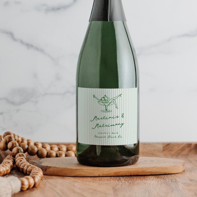 Mão Impressionante Desenhou Martinis Verde e Matri (Criador carregado)