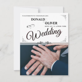 Mãos de um Casal de Casamento Gay com Anéis