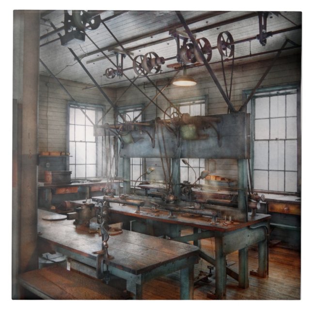 Maquinista - Steampunk - A sala das engenhocas (Frente)