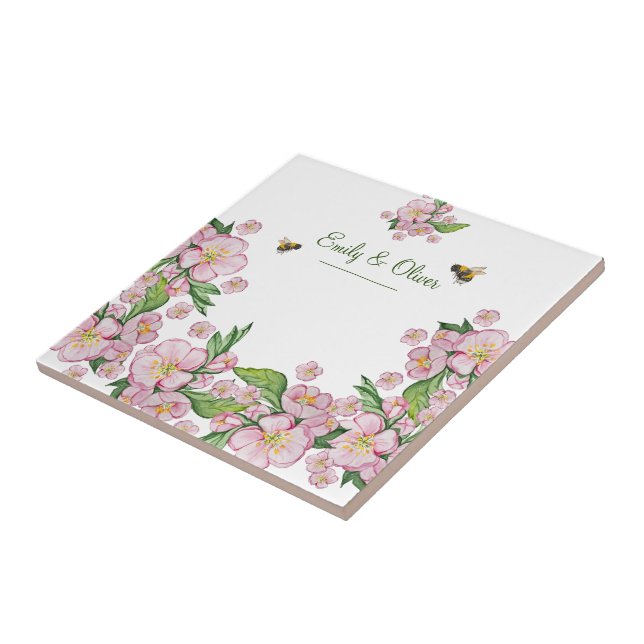 Maravilhosas flores e е de macieiras (Lateral)