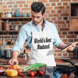 Marido com texto preto e avental longo<br><div class="desc">Apron com o Melhor Marido do Mundo em texto preto 3D. Apron disponível em vários estilos e cores.</div>