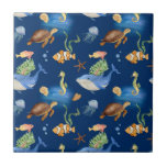 Marinho azul-oceano tartarugas de baleias<br><div class="desc">Sob o tema do mar. Um fundo azul marinho e um padrão com baleias,  tartarugas e peixes</div>