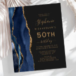 Marinho de Orçamento Azul Dourado Agate Dark 50º A<br><div class="desc">A borda esquerda deste elegante e moderno convite de aniversário 50º apresenta uma marinho azul de aquarela agata borda aparada com brilho dourado. O texto personalizável combina manuscrito dourado,  fontes em copperplate e itálico em um fundo preto de slate. O verso apresenta um design azul-marinho e um agate-ouro correspondentes.</div>