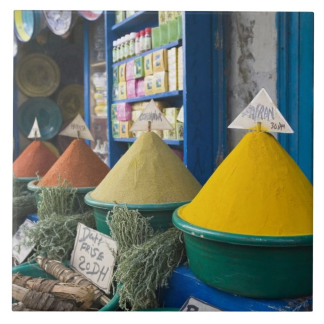 MARROCOS, costa atlântica, ESSAOUIRA: Mercado de e (Frente)