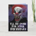 MAU SCARY CLOWN BIRTHDAY ENGRAÇADO Cartão de Sauda<br><div class="desc">CARTÃO ESCURO DE ANIVERSÁRIO DE COZINHA SOBREDIMENSIONADO. (TAMBÉM DISPONÍVEL EM TAMANHOS MENORES) DENTRO DE MENSAGENS FUNNY.</div>