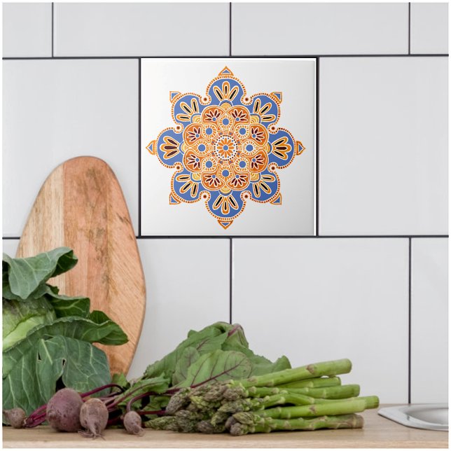 Medalhão de azulejos decorativo laranja e azul (Blue and orange medallion tile for kitchen bath or fireplace.)