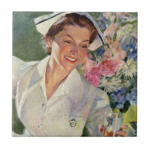 Medicina Antiga, Enfermeira Feliz em Uniforme