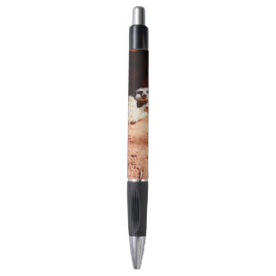 Meerkat Cavando A Camisa, Caneta De Tinta Preta