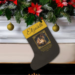Meia De Natal Grande Natal Natal Natal Santa Família Natal Parado<br><div class="desc">Celebrar o verdadeiro significado do Natal com nossa bela cena da Natividade, o Natal Stocking. Design apresenta Mary e Joseph doting em Baby Jesus no mangueiro-o-eterno e alegre verso Bíblia Luke 2:11 nos lembrando do nascimento milagroso de Jesus. Compartilhe a alegria e a mensagem desta estação especial com a nossa...</div>