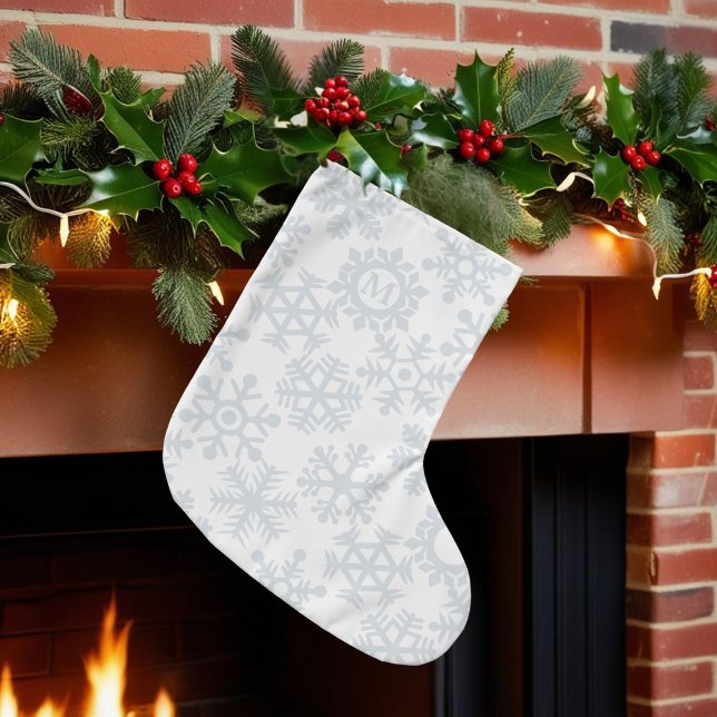 Meia De Natal Grande Padrão de Floco de Neve Monograma de Natal (A white snowflake pattern Christmas stocking with space for your initial)