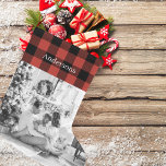 Meia De Natal Grande Xadrez Red Buffalo Com Fotografia E Nome |<br><div class="desc">Capture o espírito da época de férias com nossa estonteante Xadrez de Natal Red Buffalo,  projetada para adicionar calor e charme ao seu decoro de férias. Essa estocagem personalizada não é apenas uma adição deliciosa ao seu manto,  mas também uma manutenção acarinhada que pode ser apreciada por anos vindouros.</div>