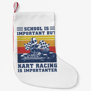 Meia De Natal Pequena A Escola É Importante Mas A Corrida De Kart É Impo
