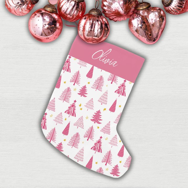 Meia De Natal Pequena Árvore de Natal rosa (Pink winter woodland Christmas tree design stocking, perfect fotrthe holiday season.)