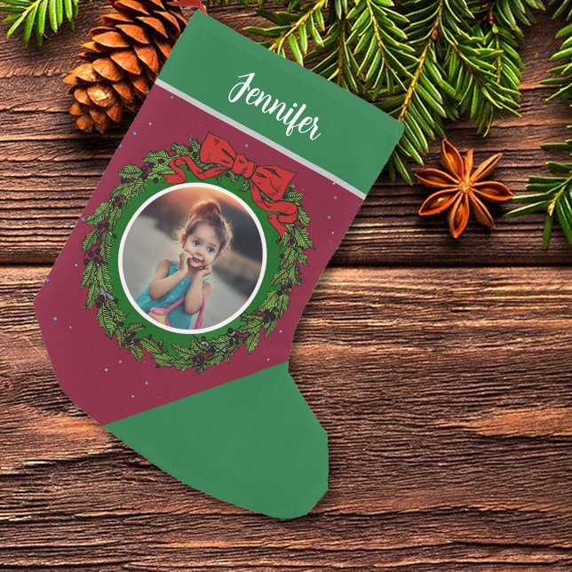 Meia De Natal Pequena Crie sua própria foto de Natal pessoal (Create your own Christmas photo monogrammed stocking. You can add your own photo and name.)